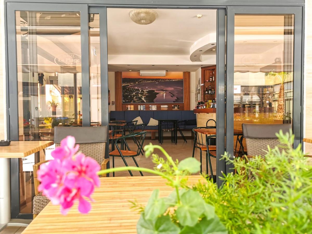 Hotel La Plage Cattolica Exterior foto