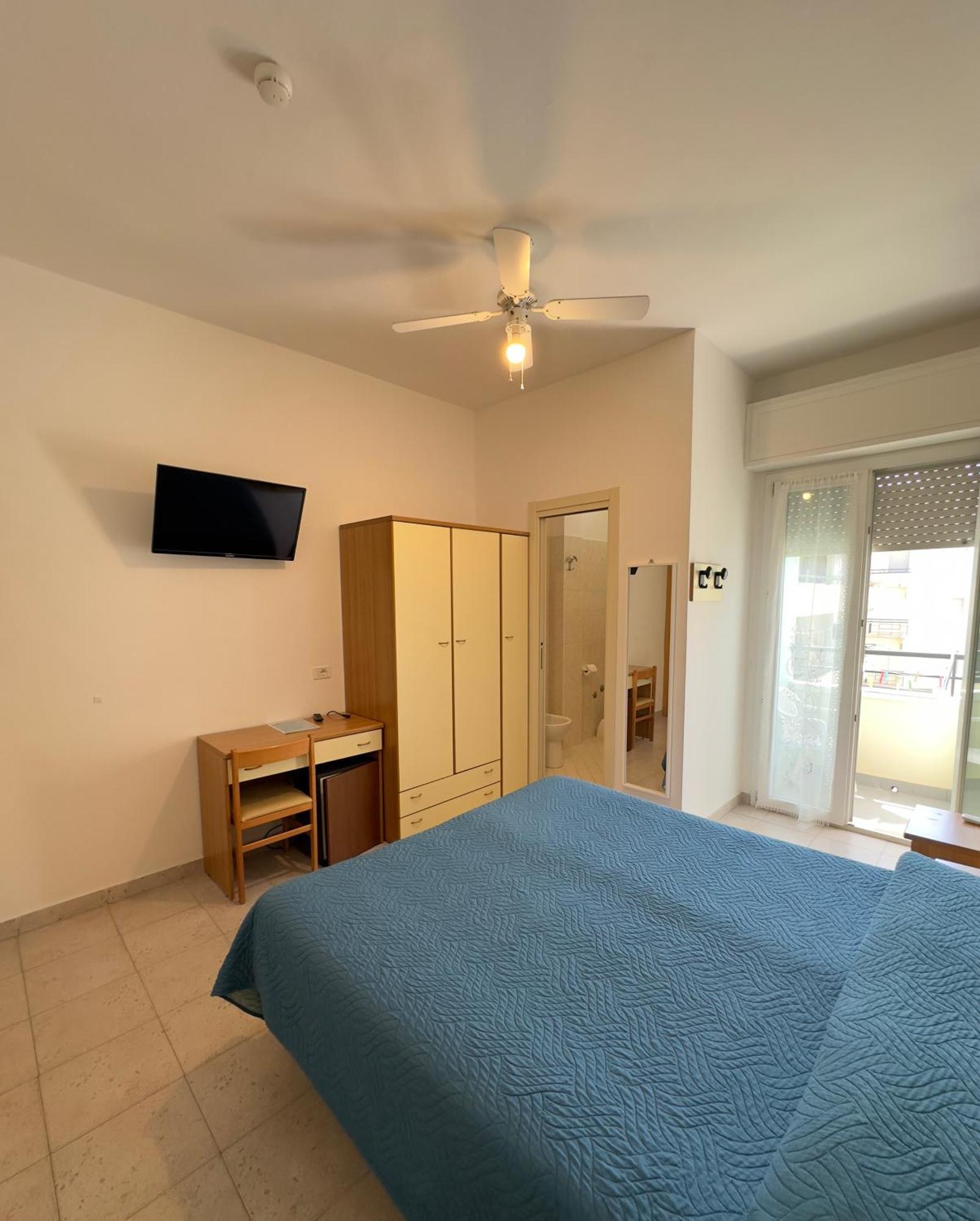 Hotel La Plage Cattolica Exterior foto